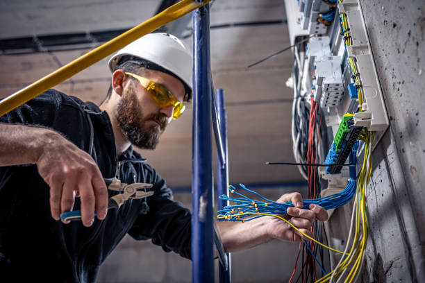 Best Affordable Emergency Electrician  in Taunton, MA